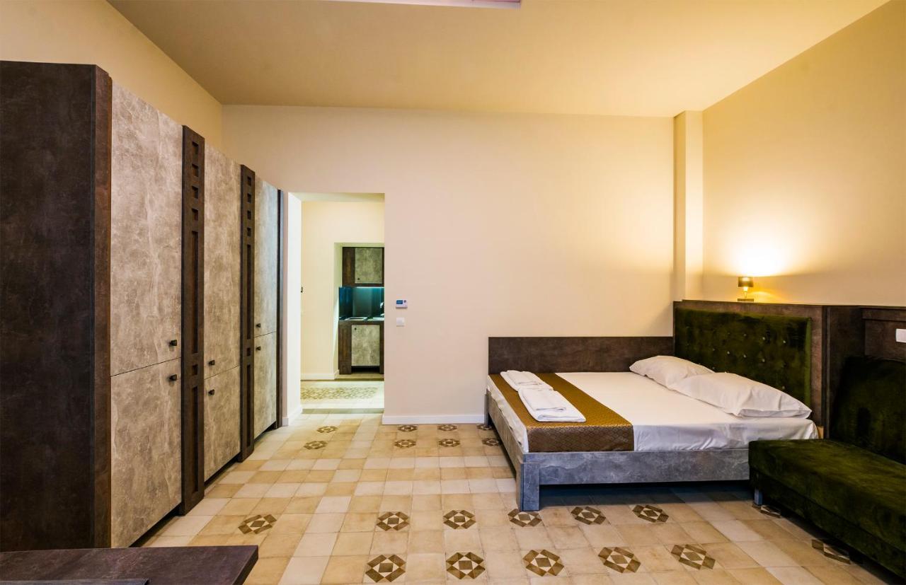 Lux Old Town Apartman *