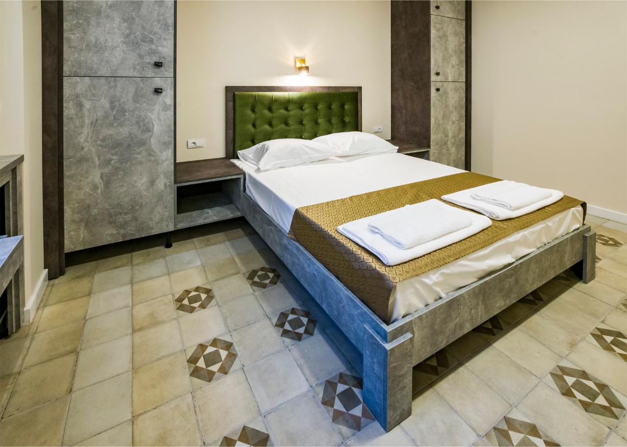 Lux Old Town Apartman